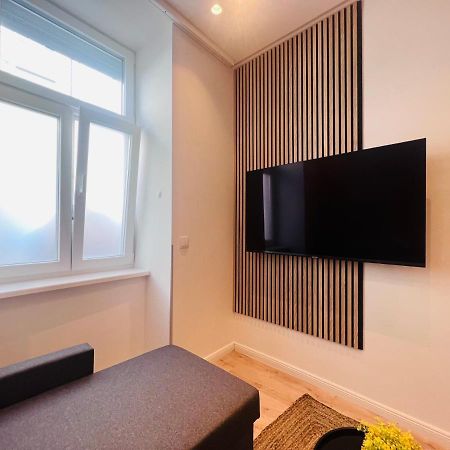 Zeus Design Apartment Schlosspark Schoenbrunn Vienne Extérieur photo