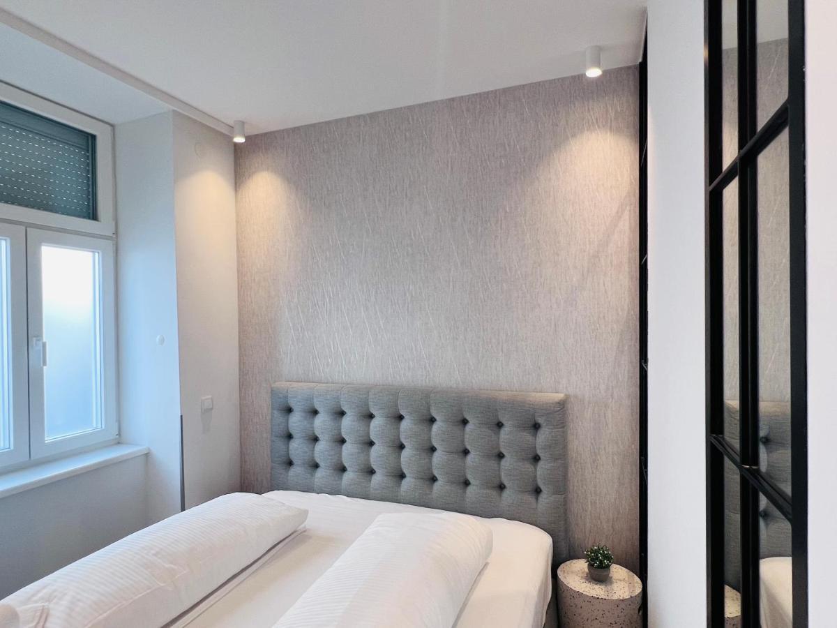 Zeus Design Apartment Schlosspark Schoenbrunn Vienne Extérieur photo